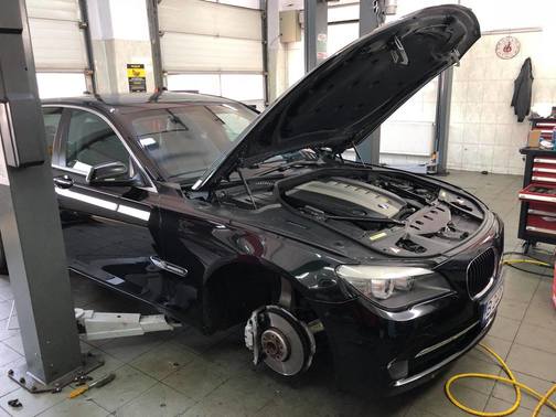 Schimb discuri si placute frana BMW Seria 7